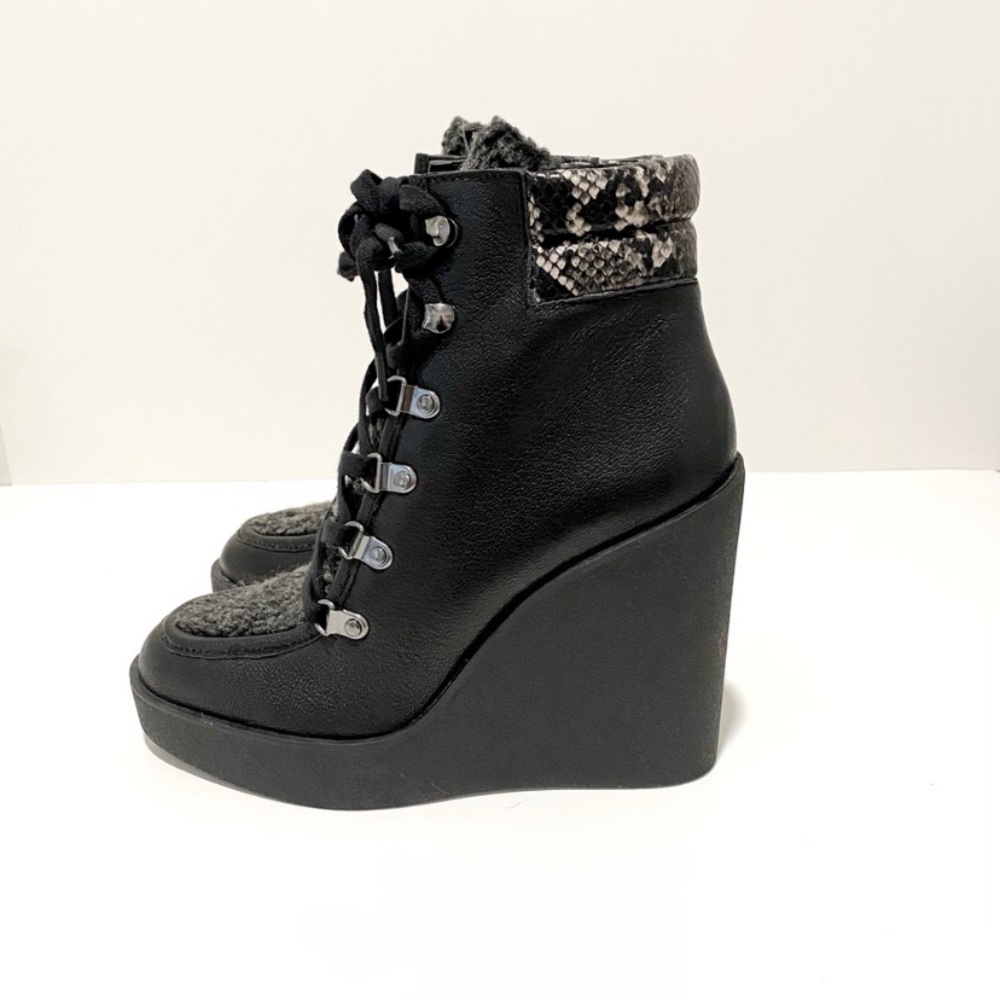 JESSICA SIMPSON Maelyn Black Leather Wedge Booties Boots NWT - Picture 4 of 13